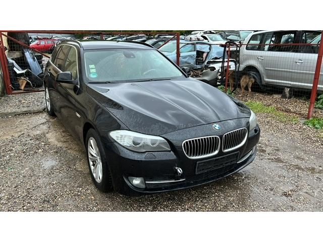 bontott BMW 5 F11 Jobb Ködfényszóró