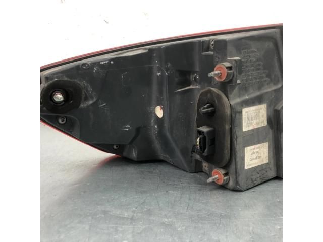 bontott BMW 5 F11 Jobb Külső Hátsó Lámpa