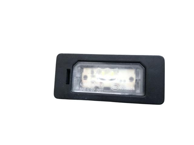 bontott BMW 5 F11 Jobb Rendszámtábla Világítás