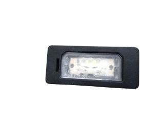 bontott BMW 5 F11 Jobb Rendszámtábla Világítás