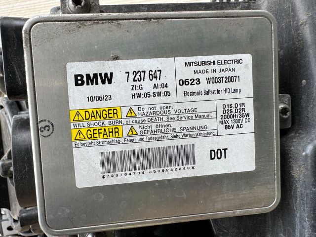 bontott BMW 5 F11 Jobb Xenon Fényszóró