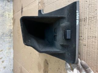 bontott BMW 5 F11 Kesztyűtartó Ajtó