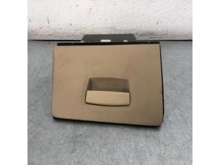 bontott BMW 5 F11 Kesztyűtartó