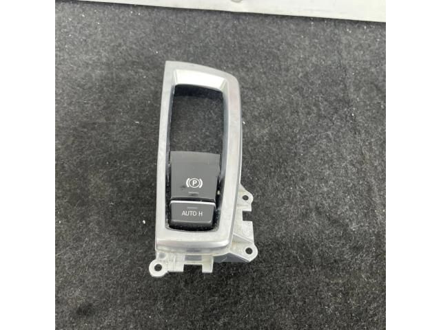 bontott BMW 5 F11 Kézifék Kapcsoló