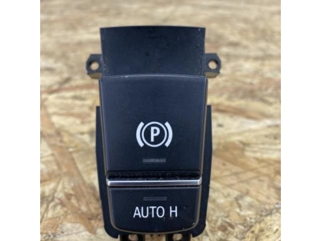 bontott BMW 5 F11 Kézifék Kapcsoló