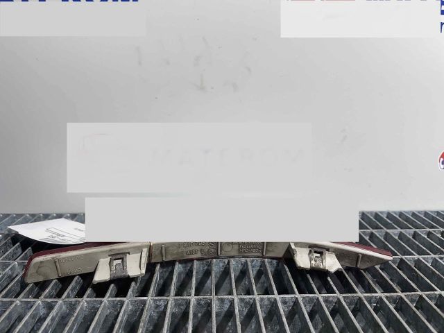 bontott BMW 5 F11 Ködzárófény