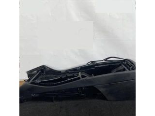 bontott BMW 5 F11 Könyöklő