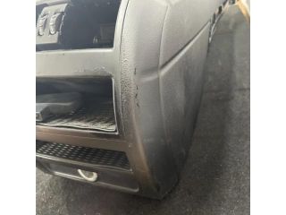 bontott BMW 5 F11 Könyöklő