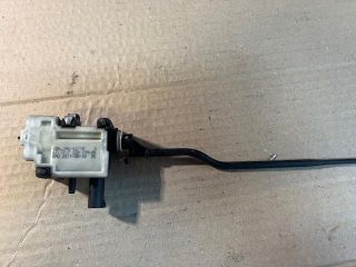 bontott BMW 5 F11 Központizár Motor Tankajtó