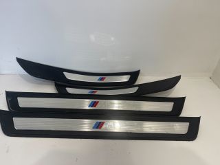 bontott BMW 5 F11 Küszöb Burkolat