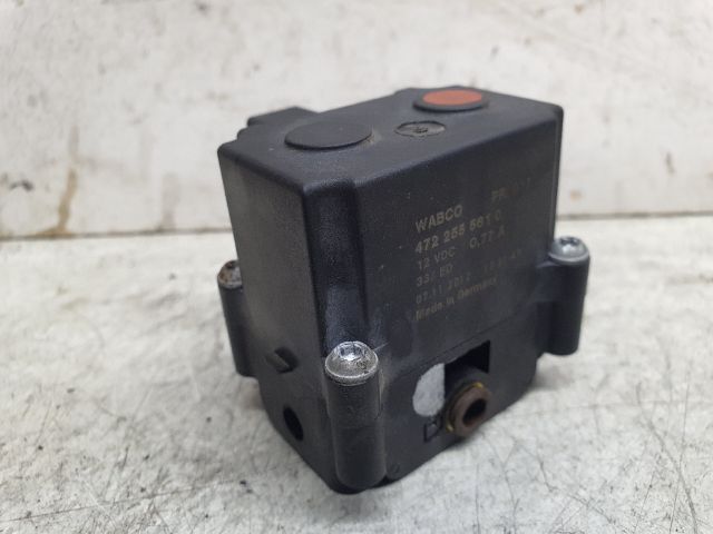 bontott BMW 5 F11 Légrugó Vezérlő