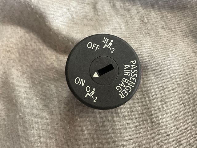 bontott BMW 5 F11 Légzsák Kapcsoló