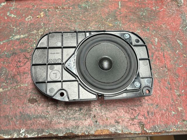 bontott BMW 5 F11 Magassugárzó Hangszóró