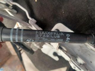 bontott BMW 5 F11 Motorháztető Zsanér Pár