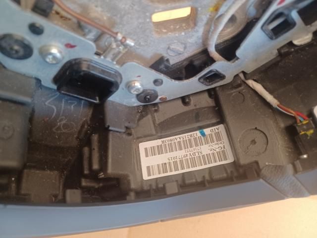 bontott BMW 5 F11 Multikormány