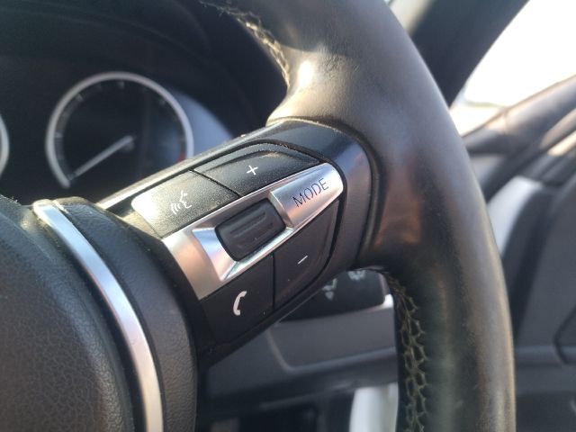 bontott BMW 5 F11 Multikormány