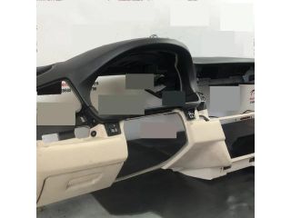 bontott BMW 5 F11 Műszerfal Héj