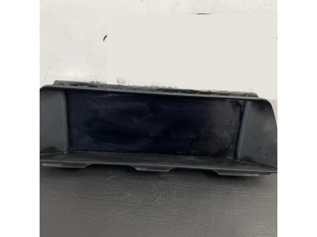 bontott BMW 5 F11 Navigációs Fejegység