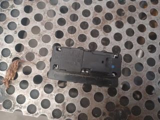 bontott BMW 5 F11 Tankajtó Nyitó Kar / Gomb