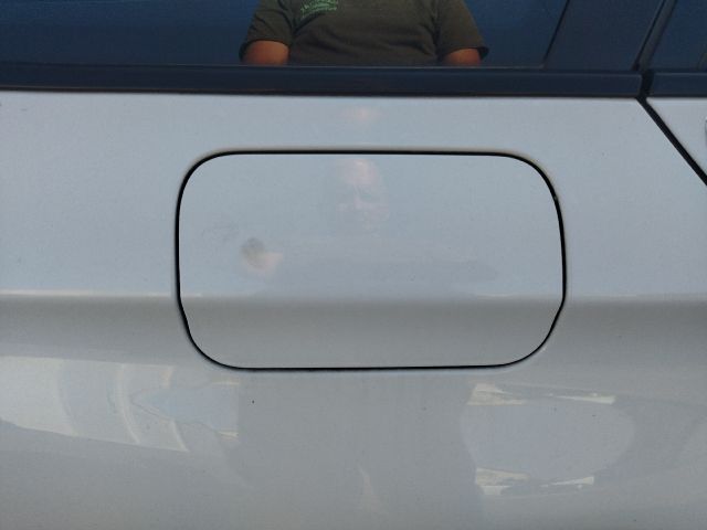 bontott BMW 5 F11 Tankajtó