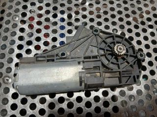 bontott BMW 5 F11 Tetőablak Motor