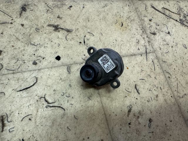 bontott BMW 5 F11 Tolatókamera