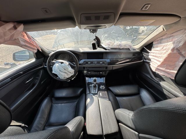 bontott BMW 5 F11 Ülés és Ajtókárpit Szett