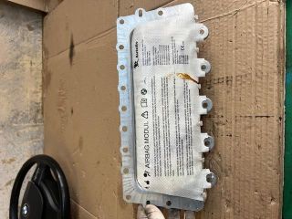 bontott BMW 5 F11 Utasoldali Légzsák