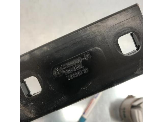 bontott BMW 5 F11 Vízhűtő Radiátor Tartó