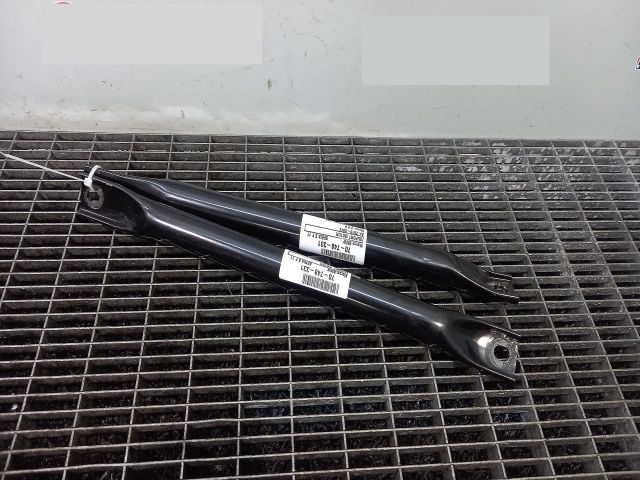 bontott BMW 5 F11 Vízhűtő Radiátor Tartó