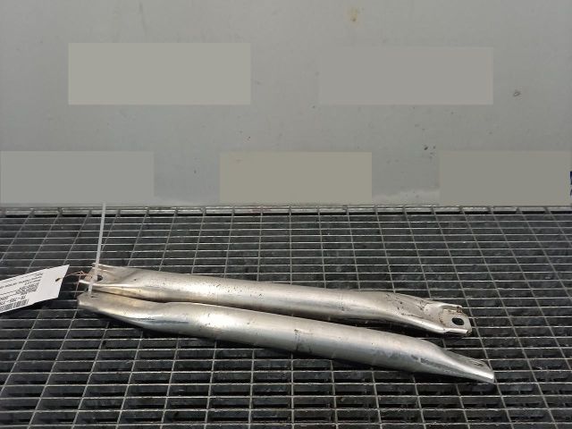 bontott BMW 5 F11 Vízhűtő Radiátor Tartó