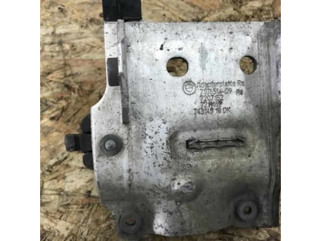 bontott BMW 5 F11 Vízhűtő Radiátor Tartó