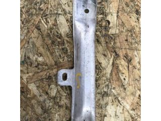 bontott BMW 5 F11 Vízhűtő Radiátor Tartó