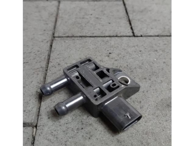 bontott BMW 5 G30 Részecskeszűrő Nyomásérzékelő