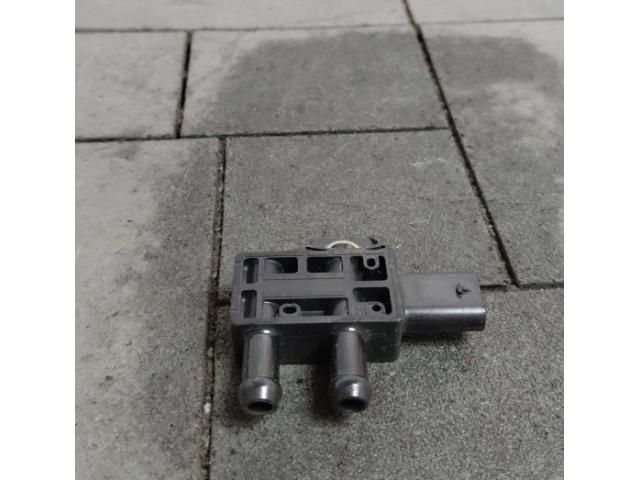 bontott BMW 5 G30 Részecskeszűrő Nyomásérzékelő