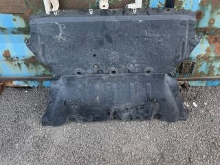 bontott BMW 5 G30 Alsó Motorburkolat