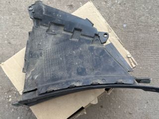 bontott BMW 5 G30 Bal első Fék Hűtő Cső