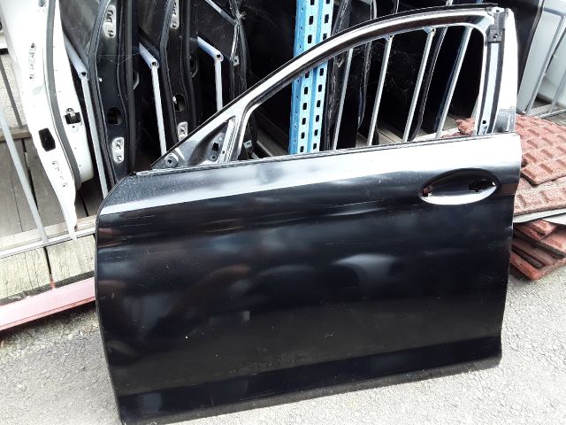 bontott BMW 5 G30 Bal első Ajtó (Üres lemez)