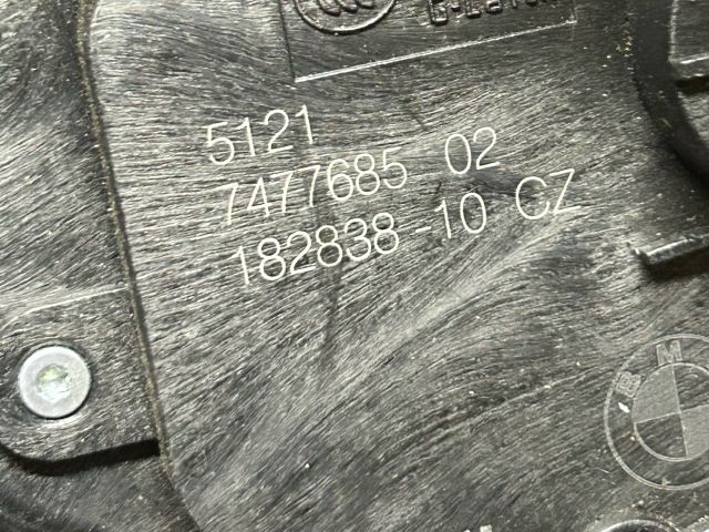 bontott BMW 5 G30 Bal első Ajtózár