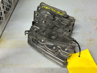 bontott BMW 5 G30 Bal első Ajtózár