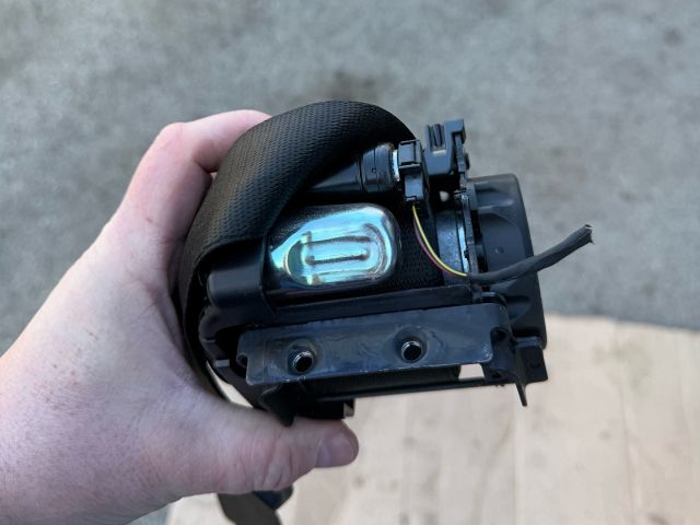 bontott BMW 5 G30 Bal első Biztonsági Öv