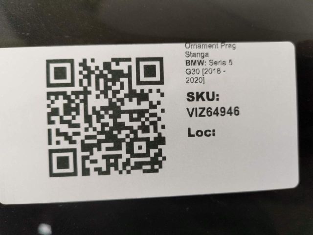 bontott BMW 5 G30 Bal első Küszöb Díszléc