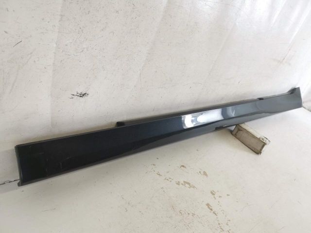 bontott BMW 5 G30 Bal első Küszöb Díszléc