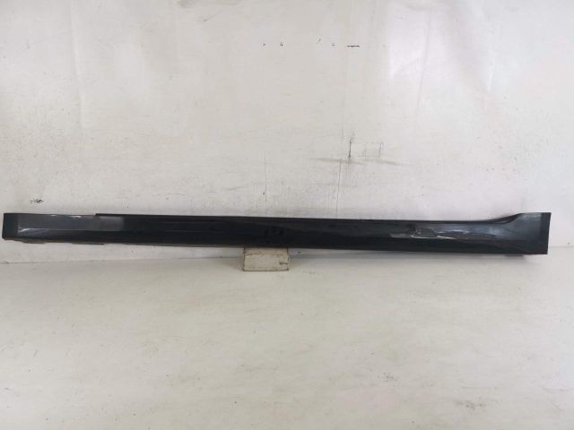 bontott BMW 5 G30 Bal első Küszöb Díszléc