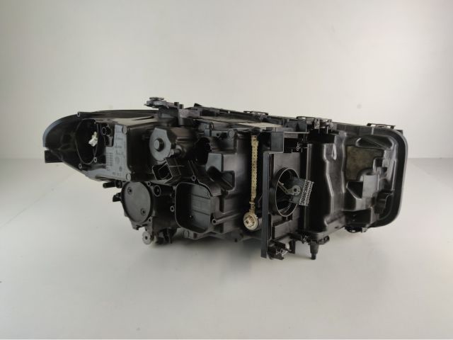 bontott BMW 5 G30 Bal Fényszóró