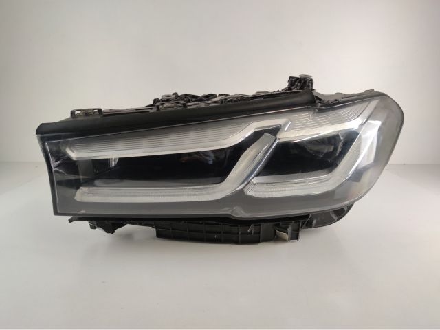 bontott BMW 5 G30 Bal Fényszóró