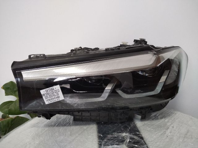 bontott BMW 5 G30 Bal Fényszóró