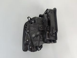 bontott BMW 5 G30 Bal hátsó Ajtózár