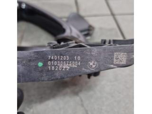 bontott BMW 5 G30 Bal hátsó Külső Kilincs