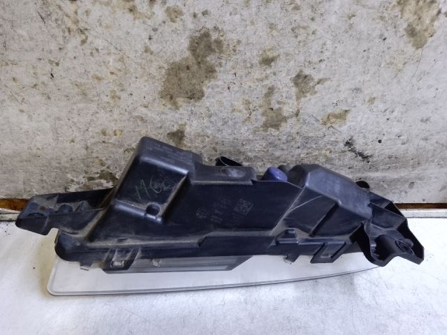 bontott BMW 5 G30 Bal Ködfényszóró